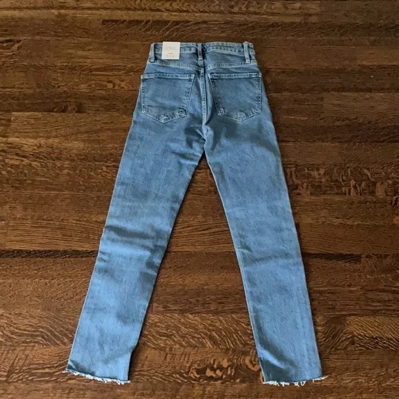 Zara Hi-Rise Ankle Length Light Wash Jeans - Picture 2 of 3